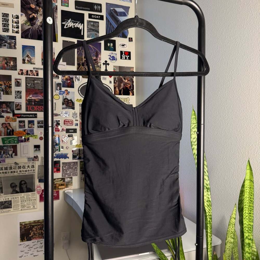 Athleta Leila Black Tankini Top
